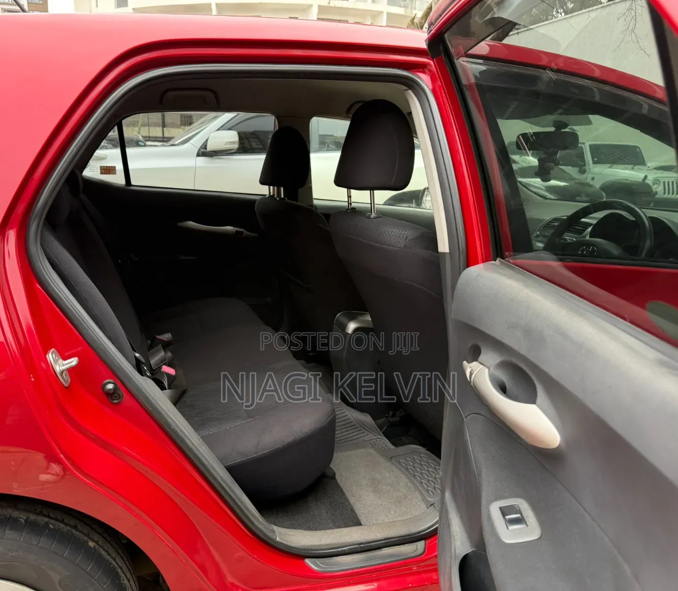 Toyota Auris 2007 Red