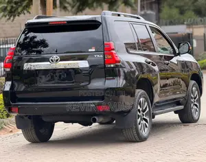 Toyota Land Cruiser Prado 2.7 2022
