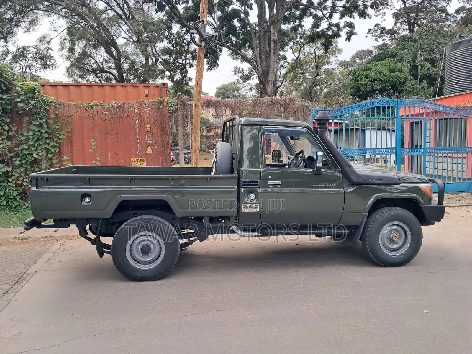 Toyota Land Cruiser 2012 Green
