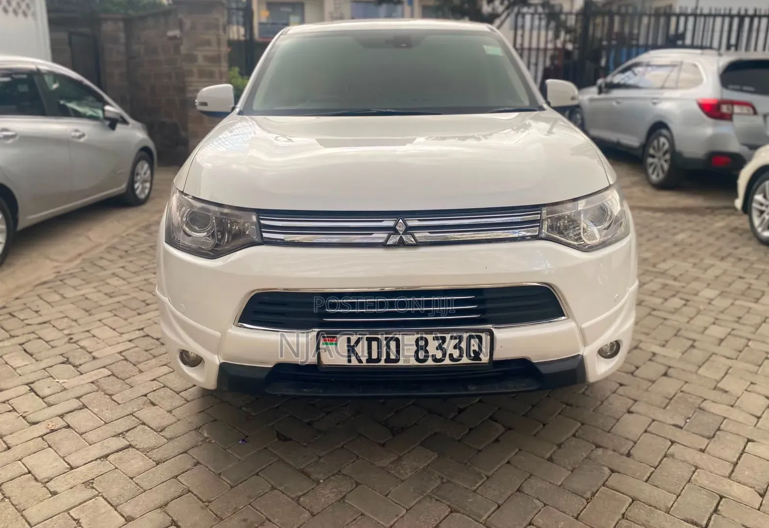 Mitsubishi Outlander 2.0 PHEV AWD 2014 White