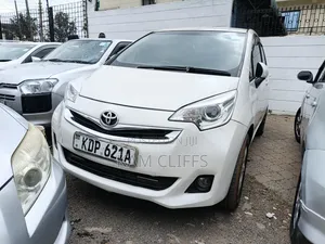 Toyota Ractis 2016 White
