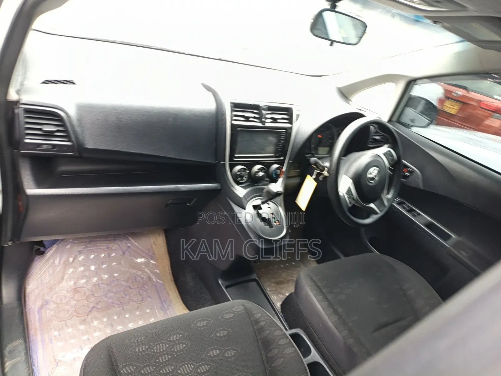 Toyota Ractis 2016 White