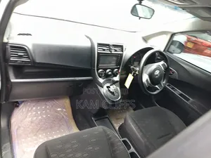 Toyota Ractis 2016 White