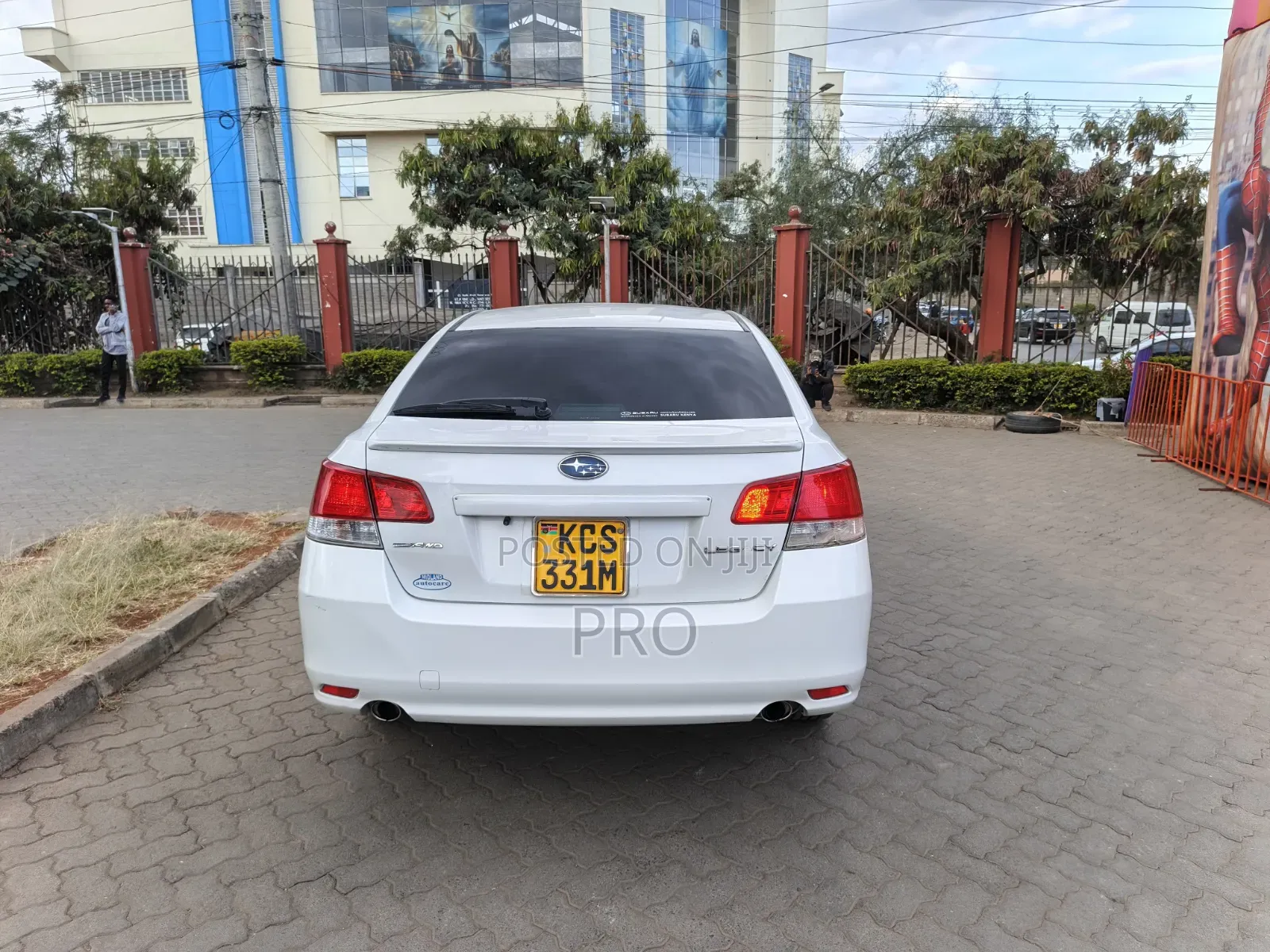 Subaru Legacy 2011 White