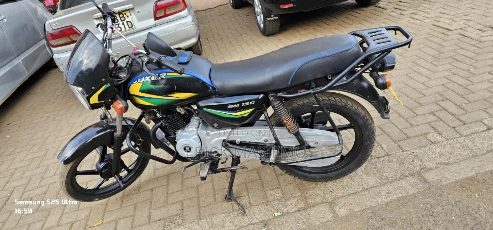 Bajaj Boxer 150 UG 2025 Black