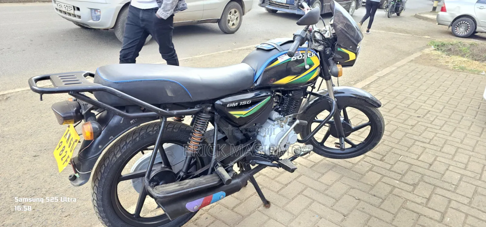 Bajaj Boxer 150 UG 2025 Black