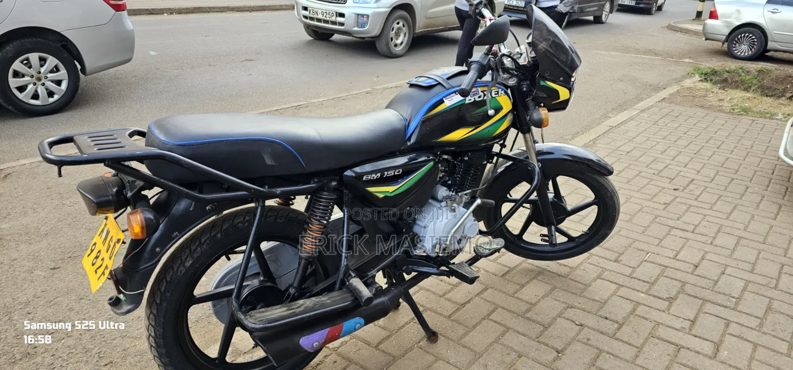 Bajaj Boxer 150 UG 2025 Black