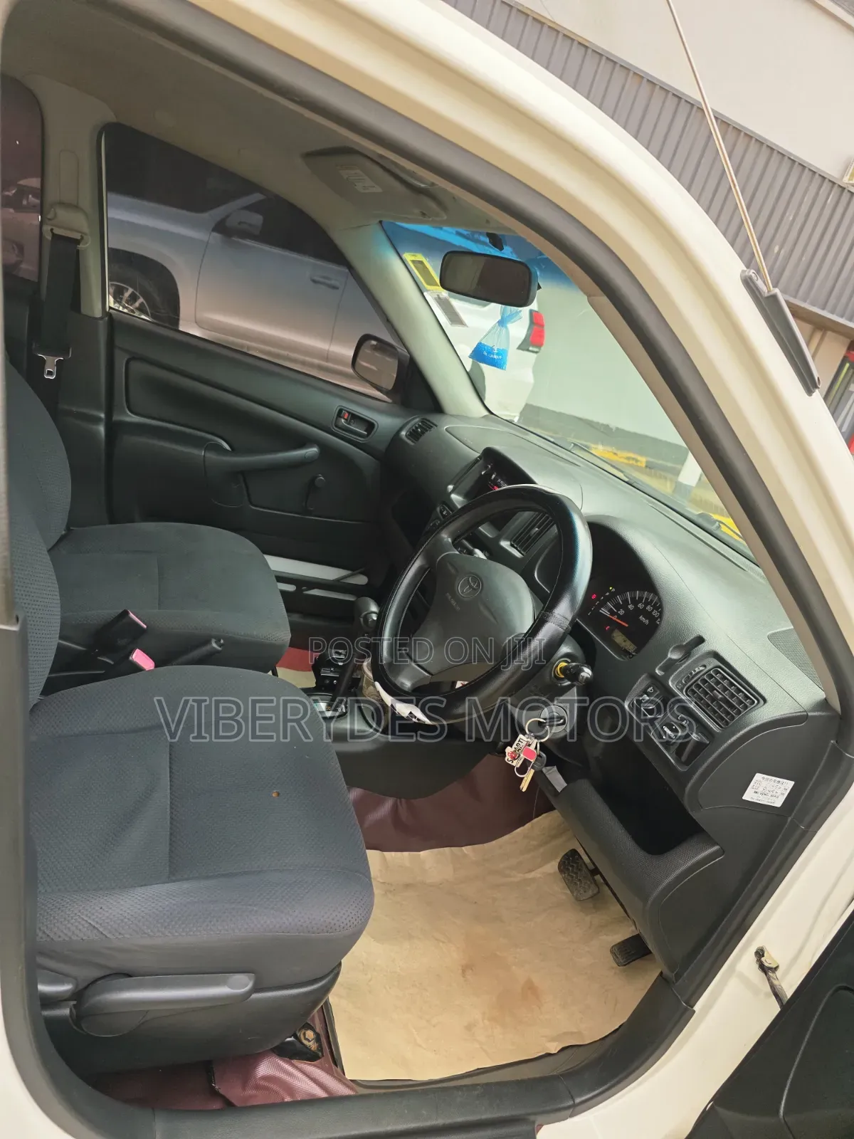 Toyota Probox 2012 White