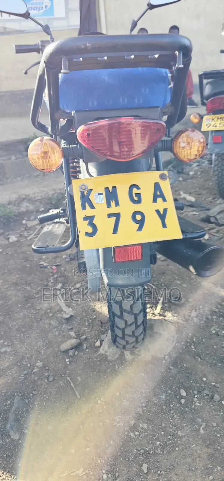 Bajaj Boxer 150 UG 2026 Red