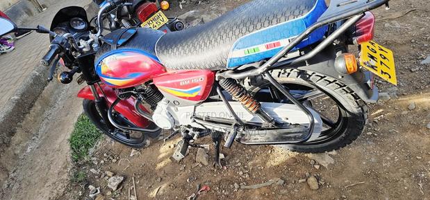 Bajaj Boxer 150 UG 2026 Red - thumbnail 8