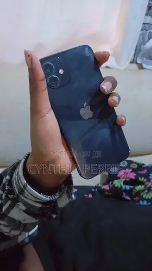 Apple iPhone 12 64 GB Blue