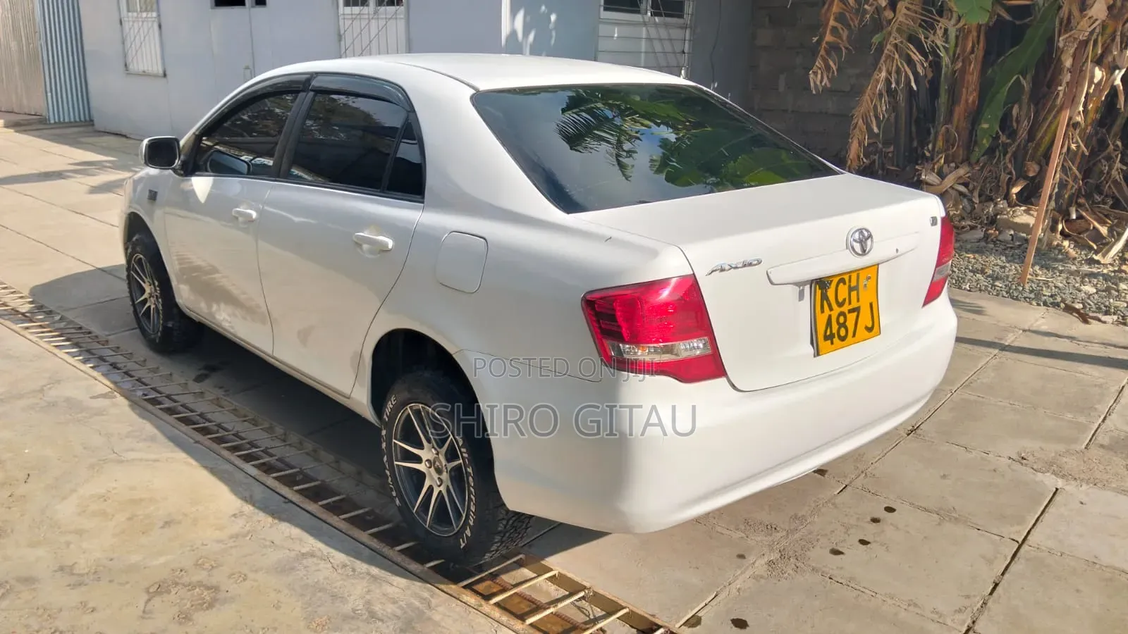 Toyota Axio 2009 White