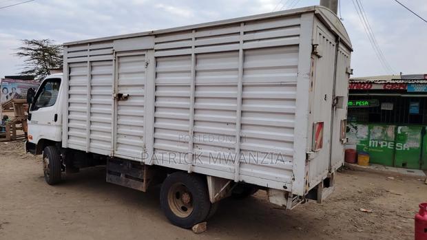Hyundai Lorry - thumbnail 2