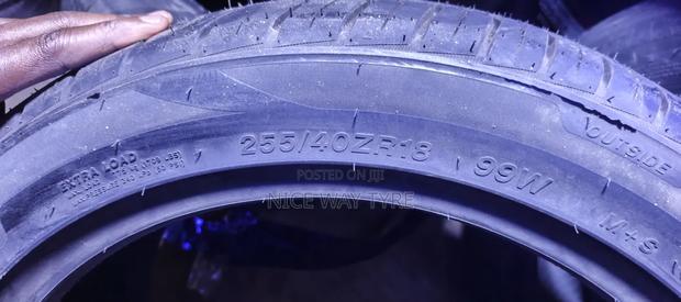 255/40r18 Vinmax - thumbnail 2