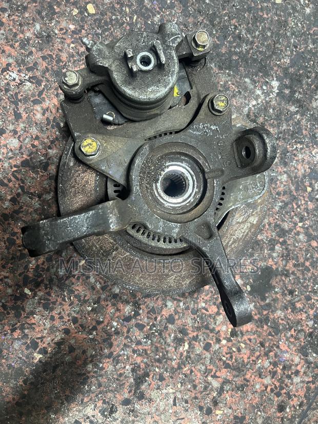 Front Hub Suzuki Solio - thumbnail 2