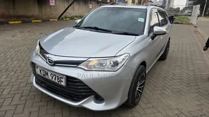 Toyota Corolla Fielder 2016 Silver