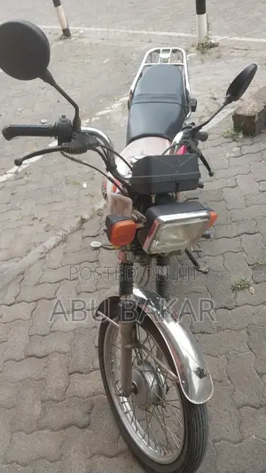 Yamaha 2023 Red