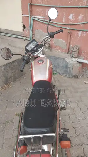 Yamaha 2023 Red