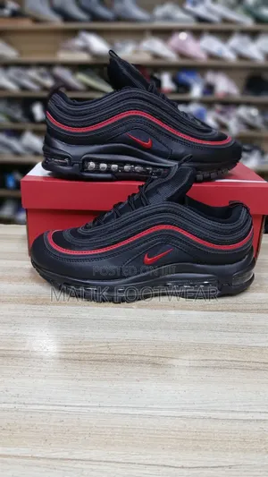 Sneaker Wear