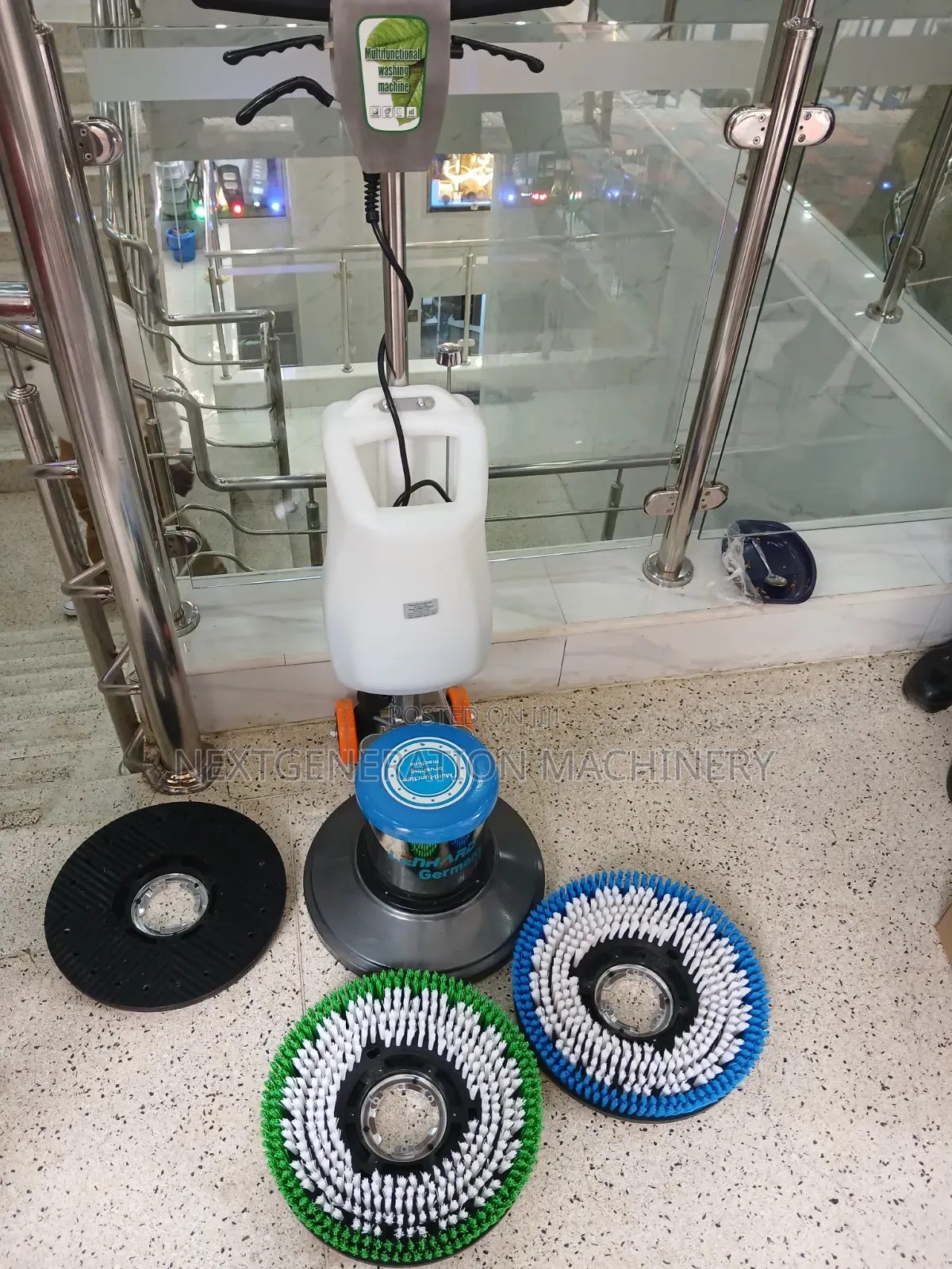 Lenhard Tiles Scrubber