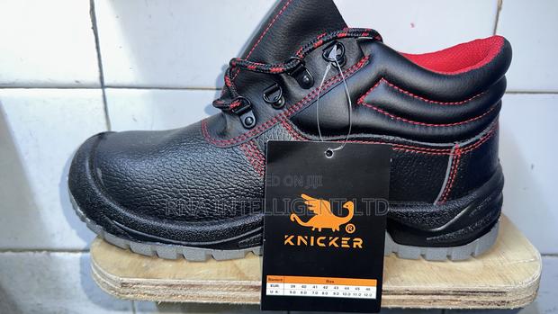 Knicker Safety Boot - main view