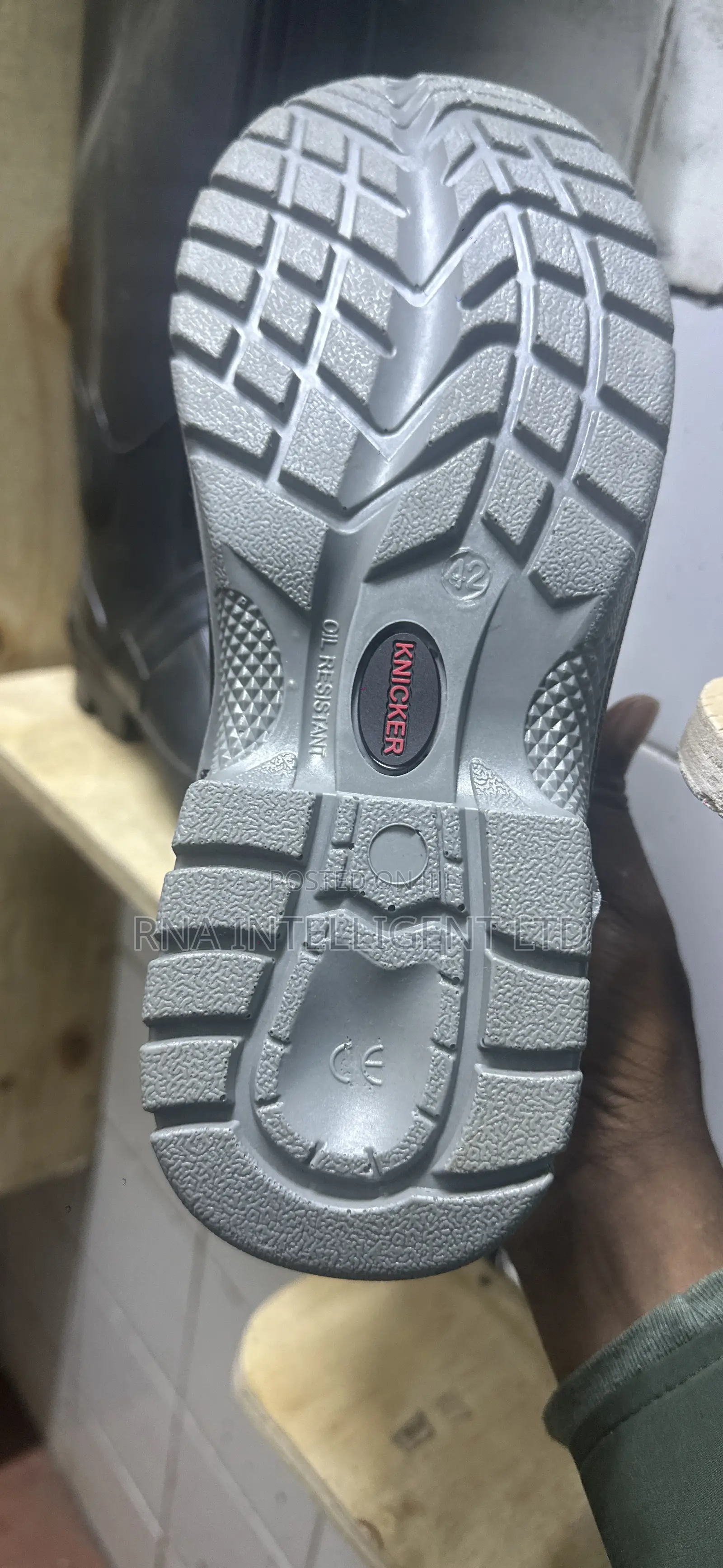 Knicker Safety Boot
