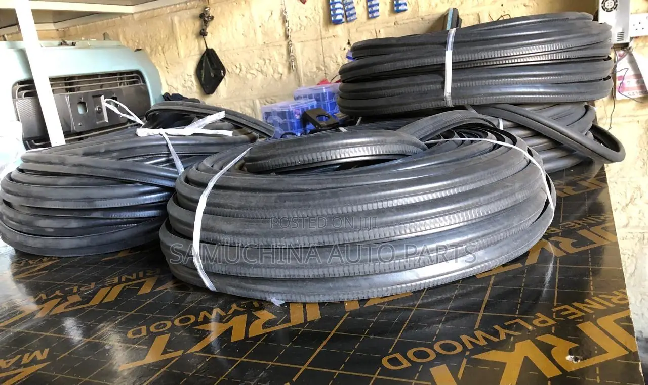 Universal Boot Rubber {Measured as Per Metre}