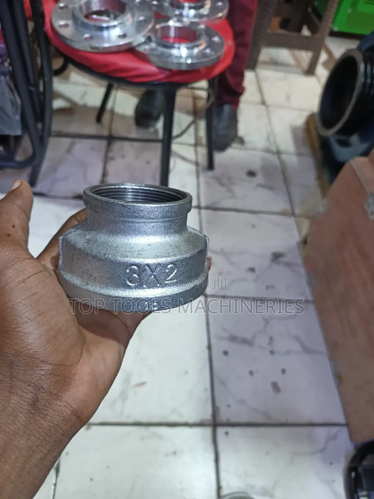 Gi Reducing Socket 3"-2"