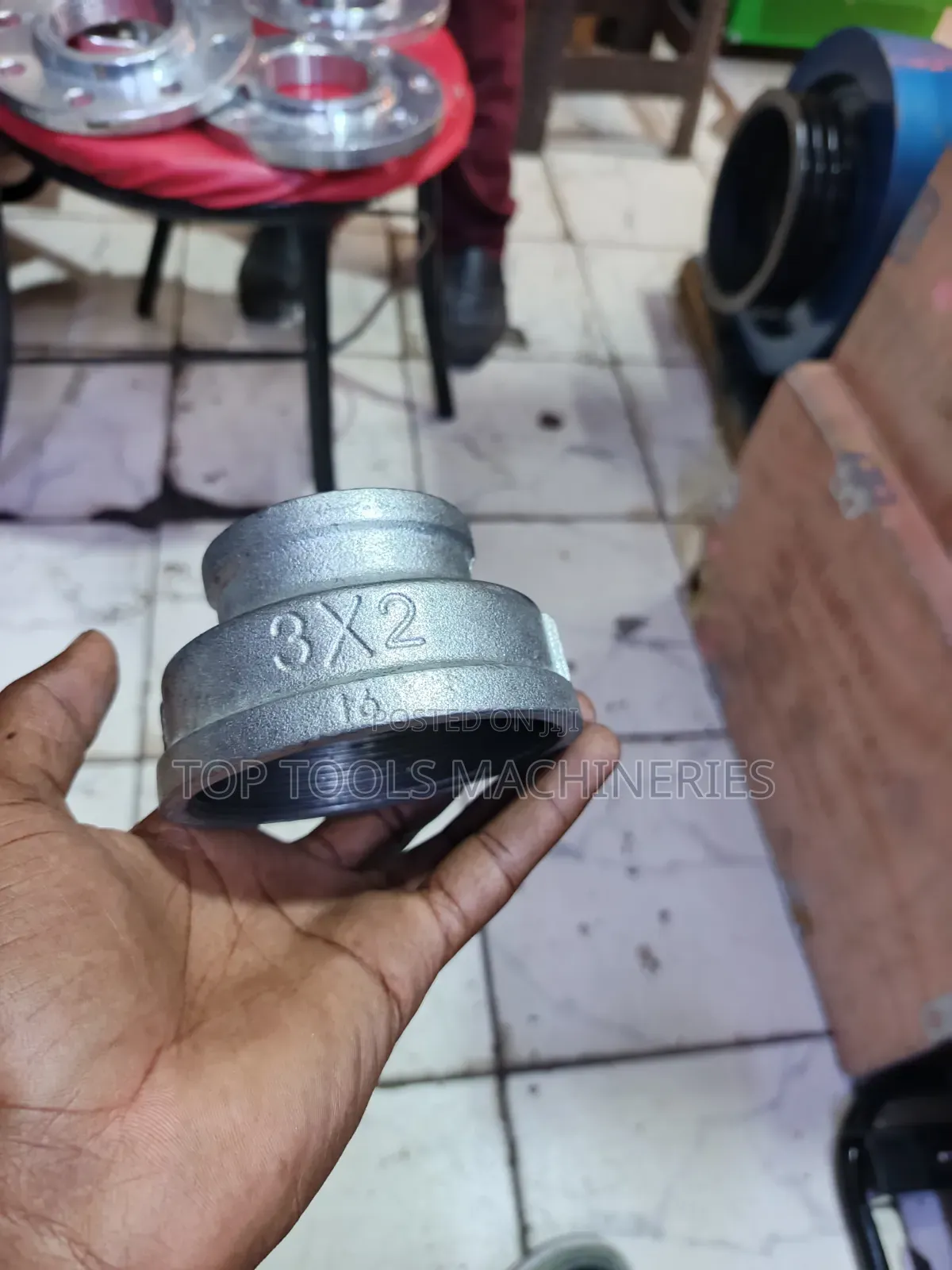 Gi Reducing Socket 3"-2"