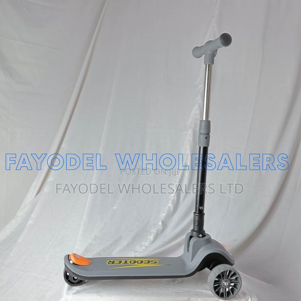 Scooter 3-in-1 Kids Scooter With Seat – Grey