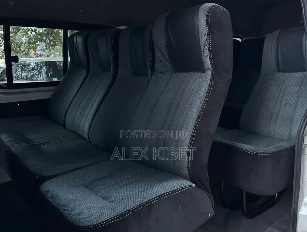 Toyota HiAce 2019 White