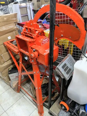 Milano Brand Chaff Cutter