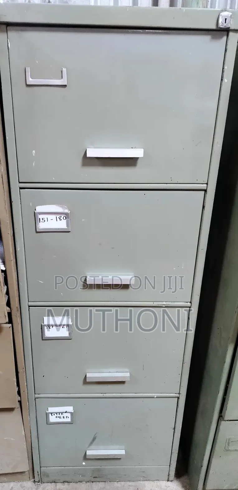 Metallic Lockable Office Drawers