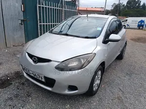 Mazda Demio 2012 Silver