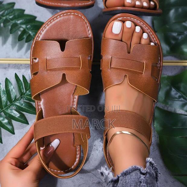 Open Shoes - thumbnail 3