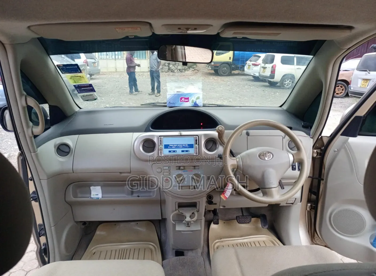 Toyota Porte 2009 White