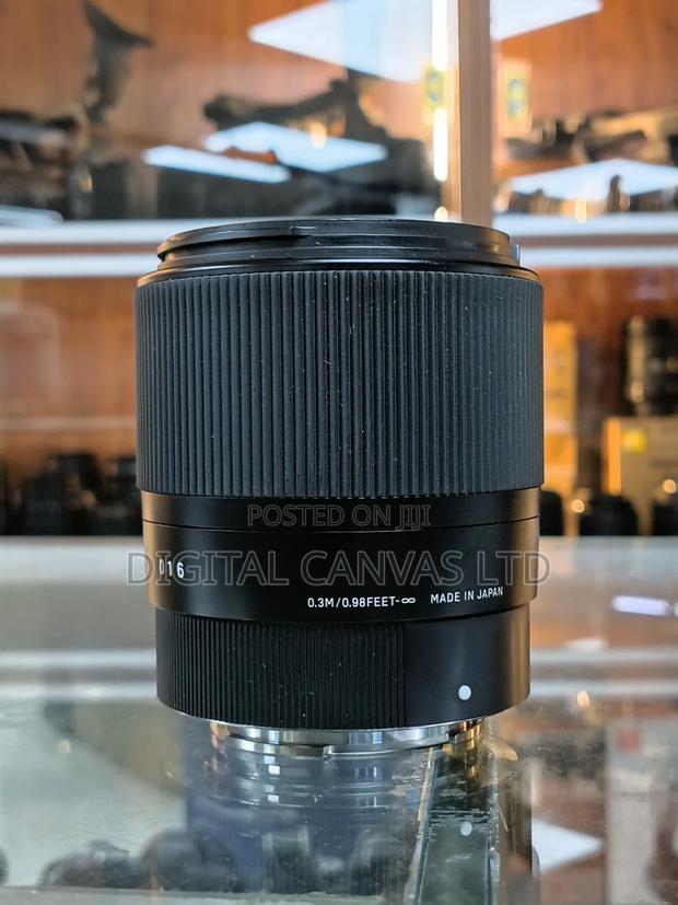 Sony Sigma Lens 30 Mm F 1.4 - thumbnail 2