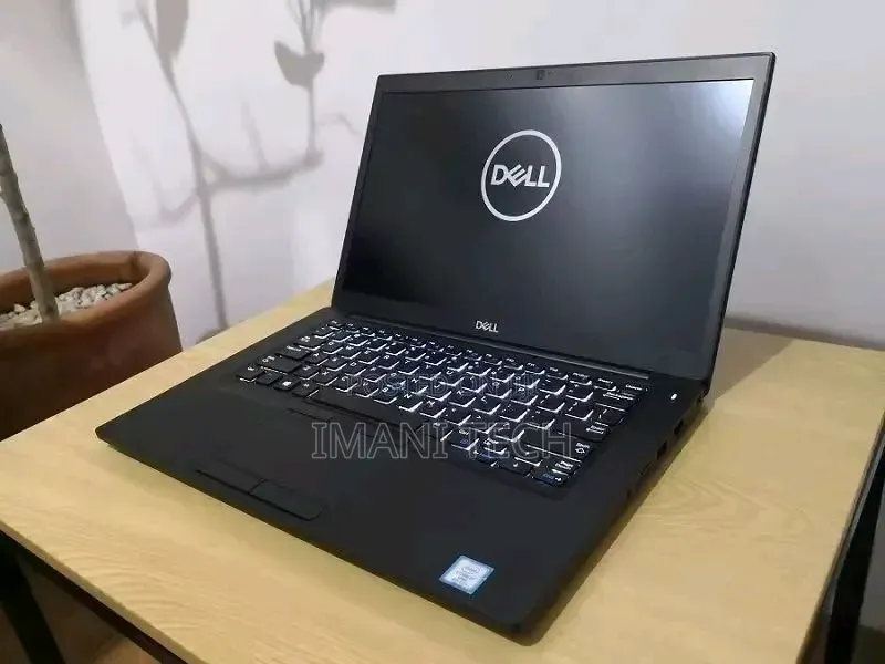 Laptop Dell Latitude 7490 8GB Intel Core i7 SSD 256GB
