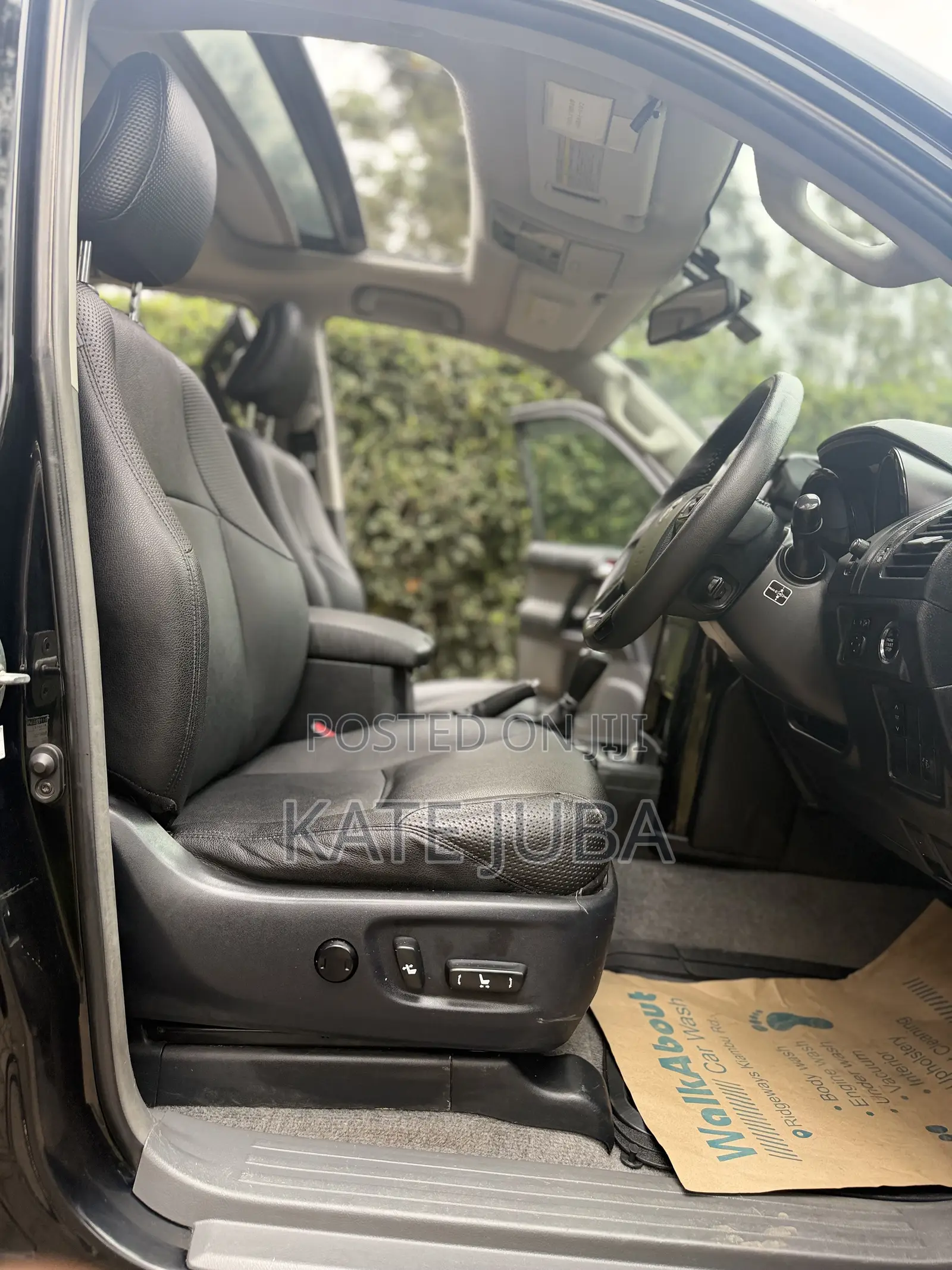 Toyota Land Cruiser Prado 2011 Black