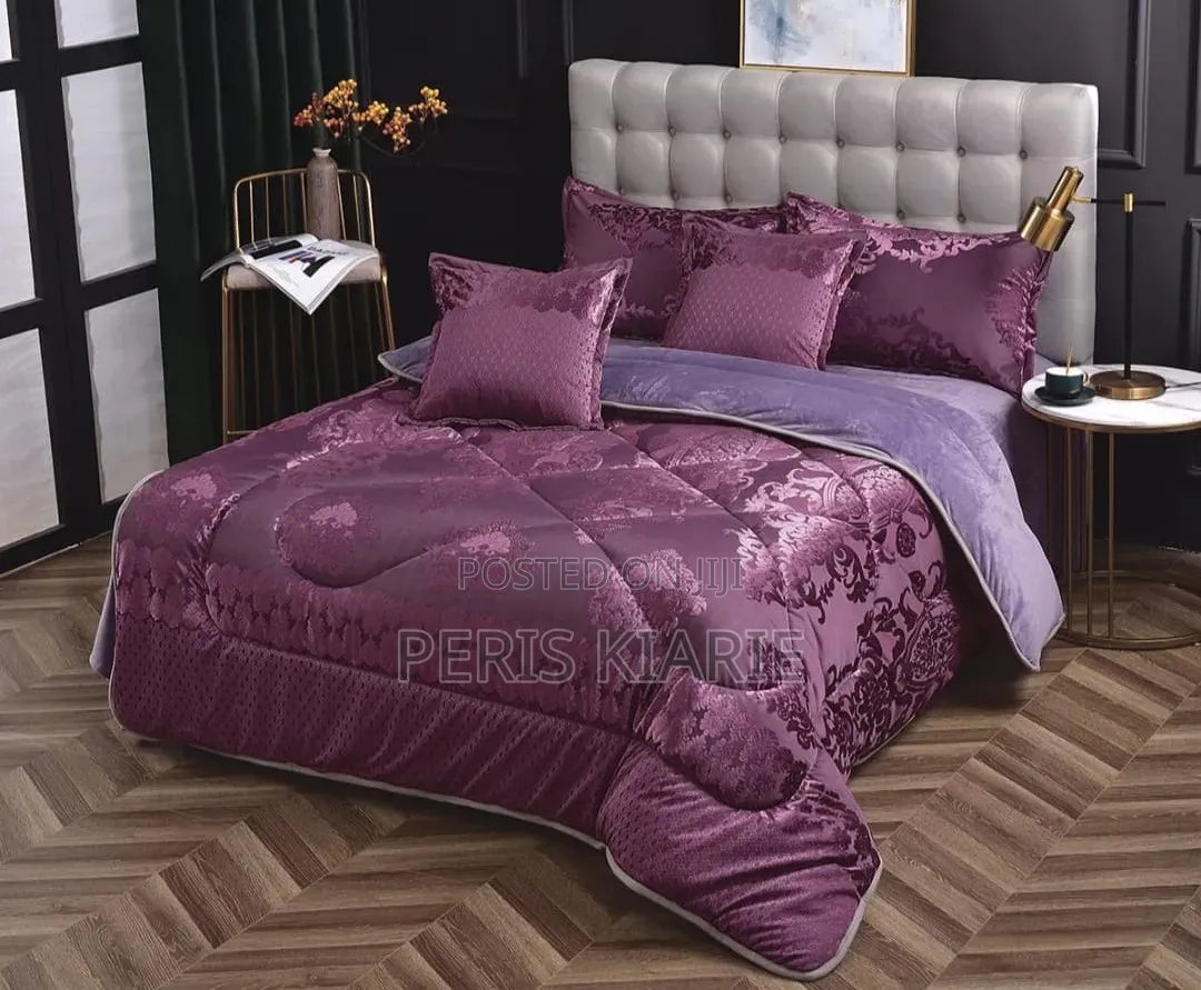Silk Duvets With 2 Bedsheets, Pillowcases and Comforters