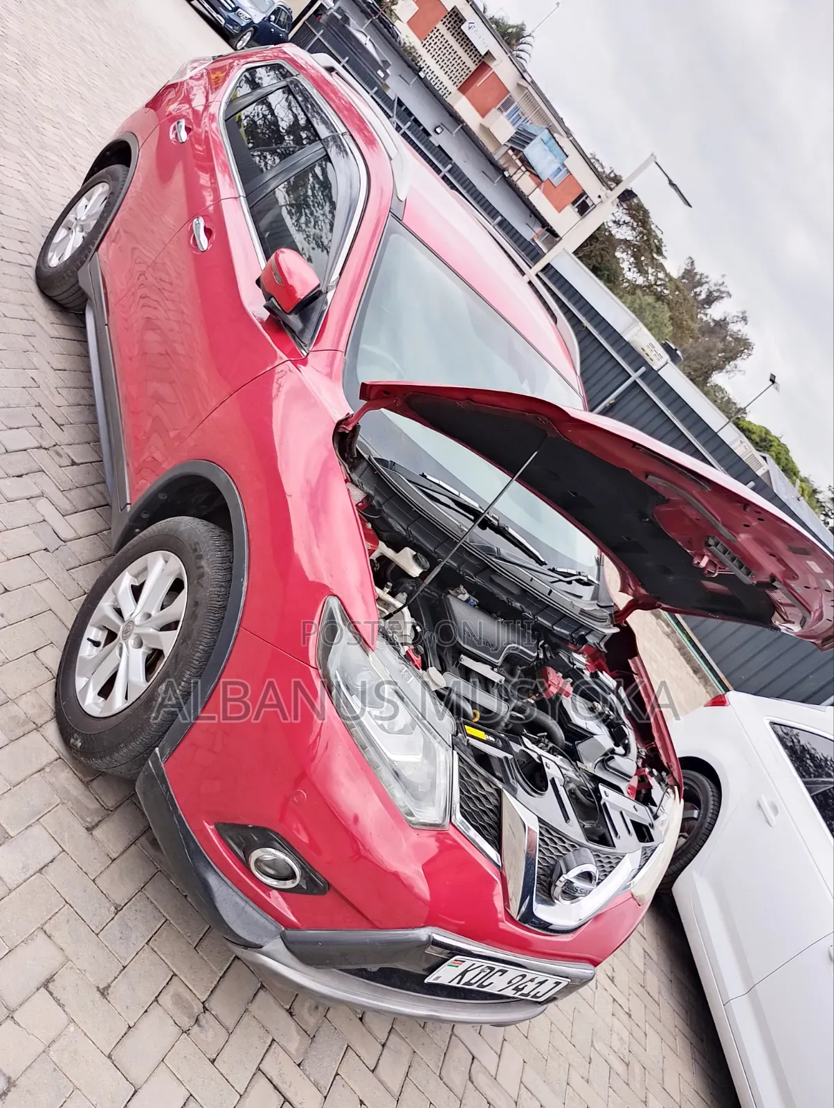 Nissan X-Trail 2013 Maroon
