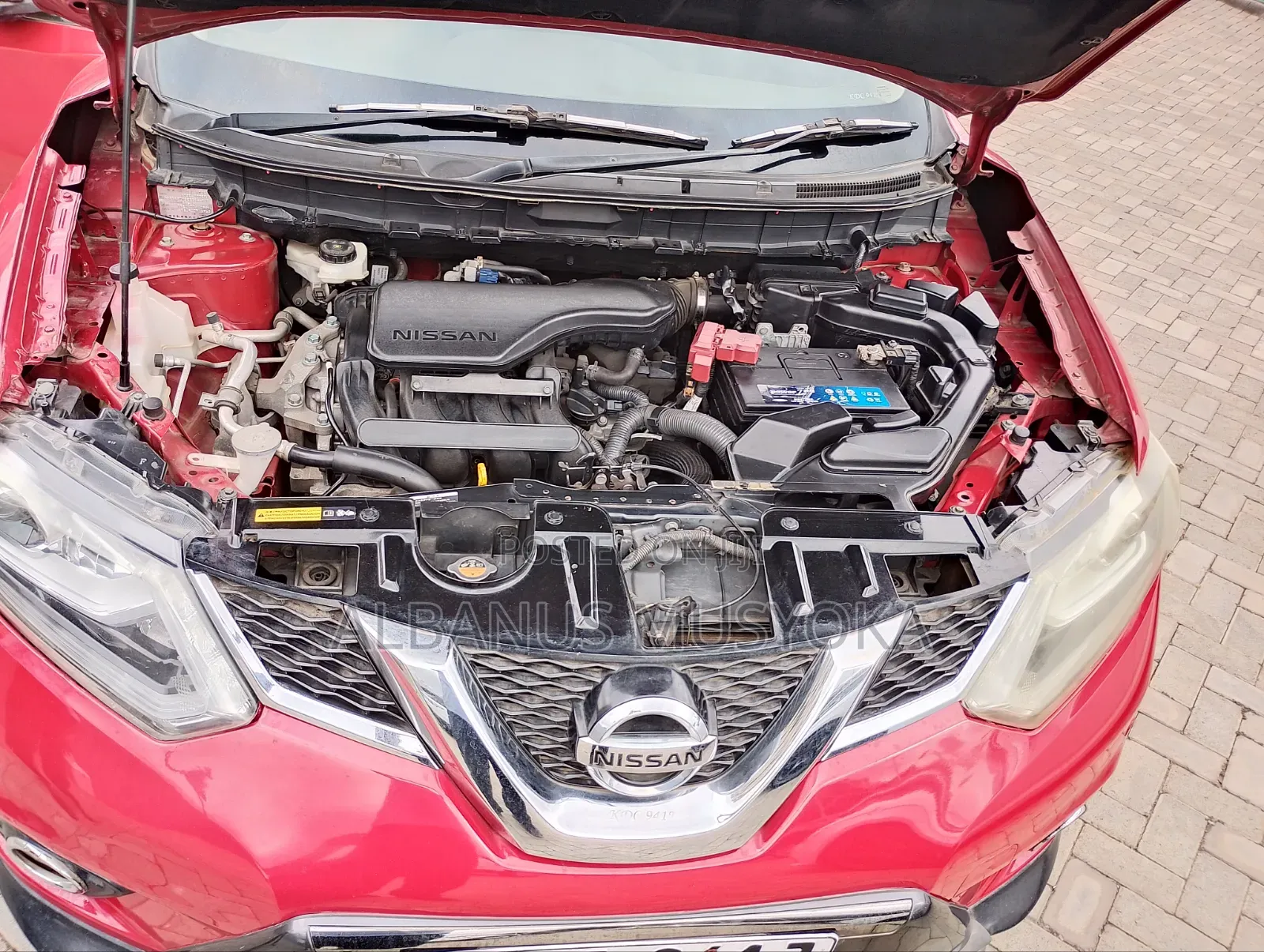 Nissan X-Trail 2013 Maroon