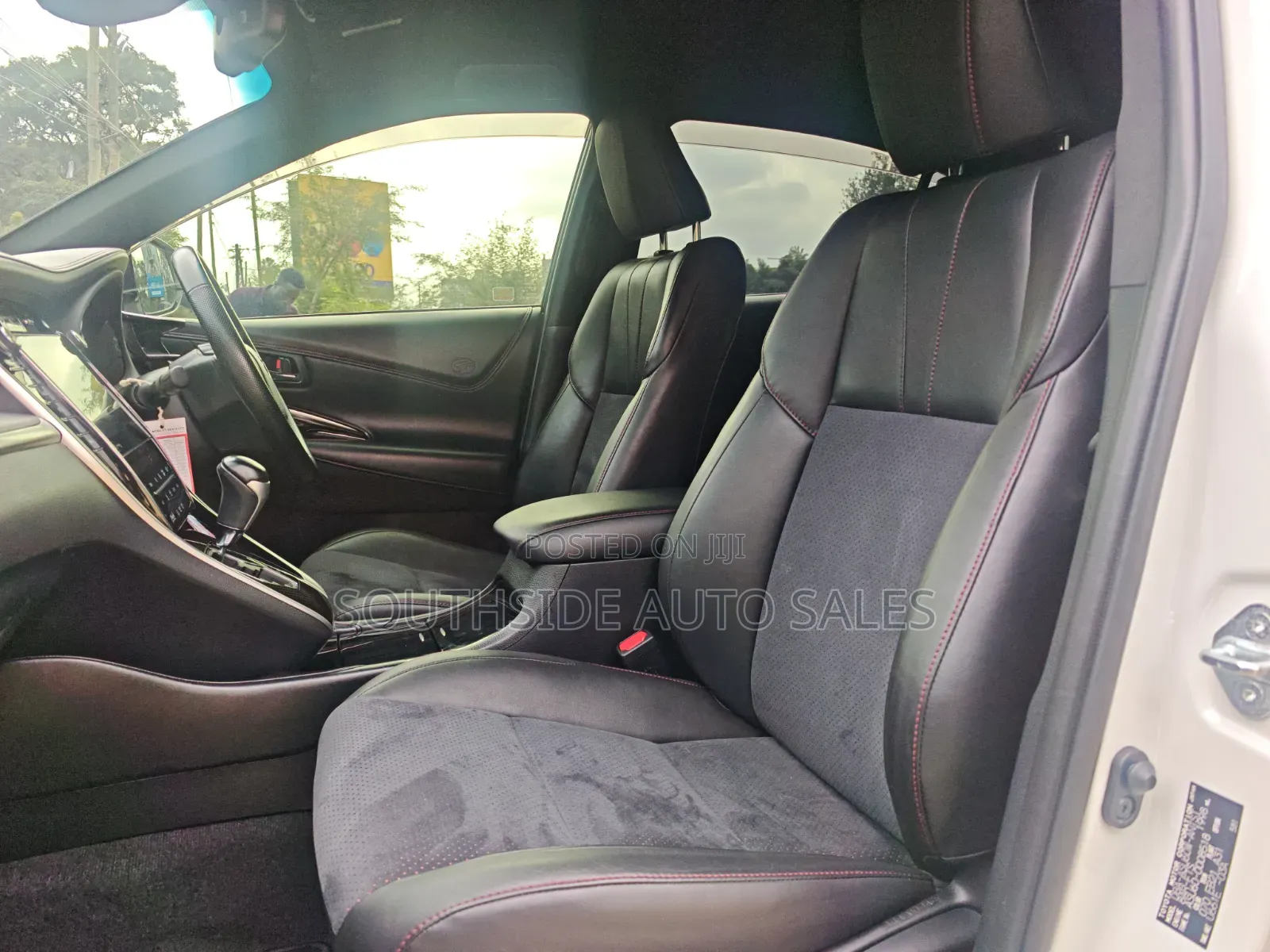 Toyota Harrier 2.0 Turbo 2018 White