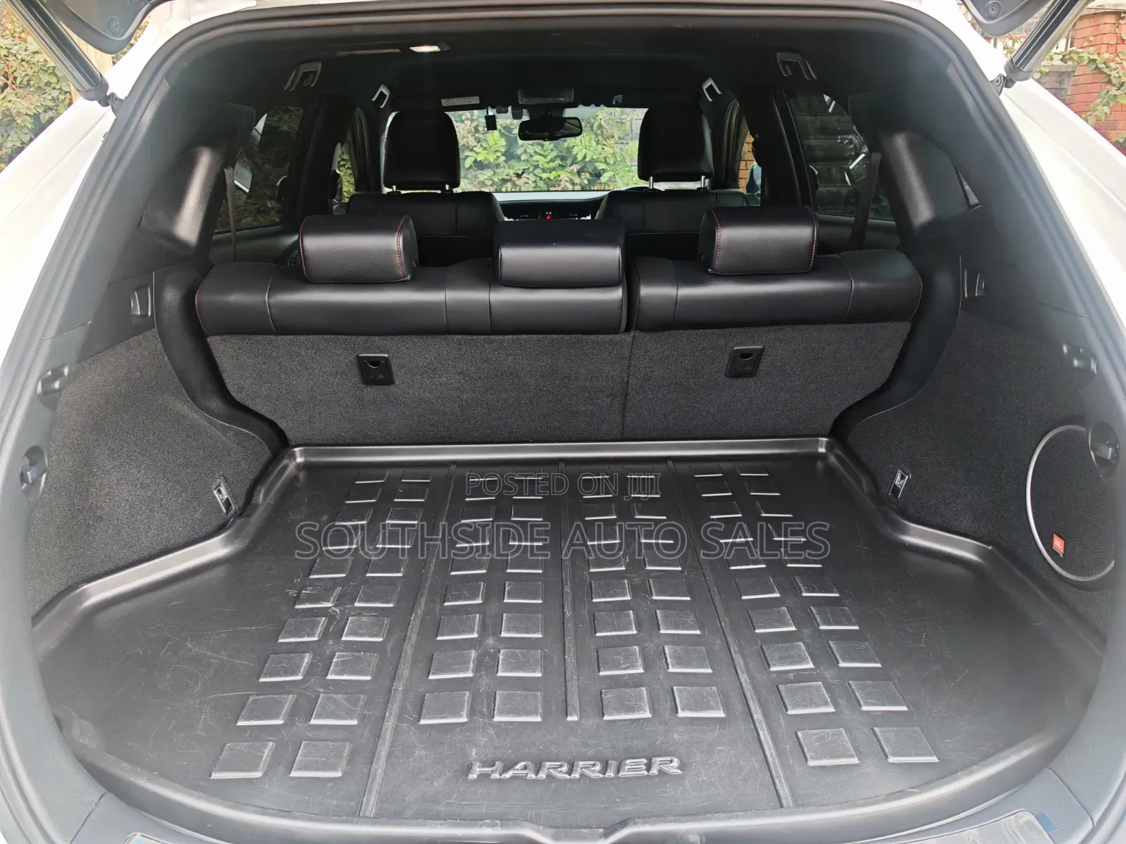 Toyota Harrier 2.0 Turbo 2018 White
