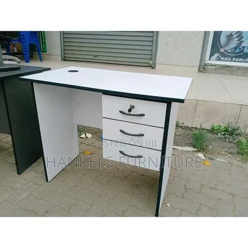 Office Study Desk – Modern Workspace for Home and Office Use