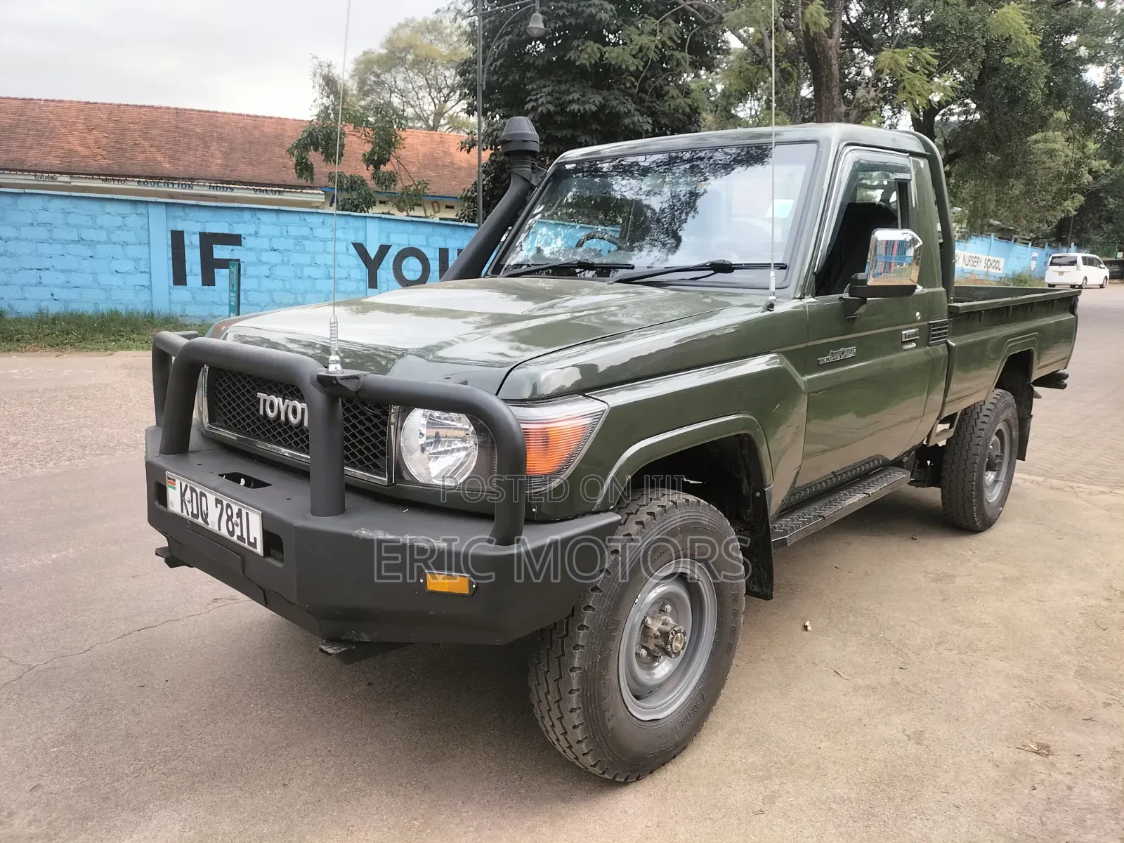 Toyota Land Cruiser 2012 Green