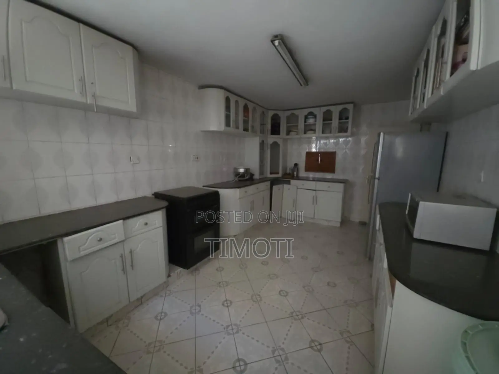 5bdrm Maisonette in South B for rent