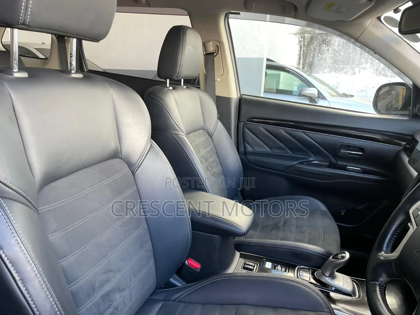 Mitsubishi Outlander 2019 Gray