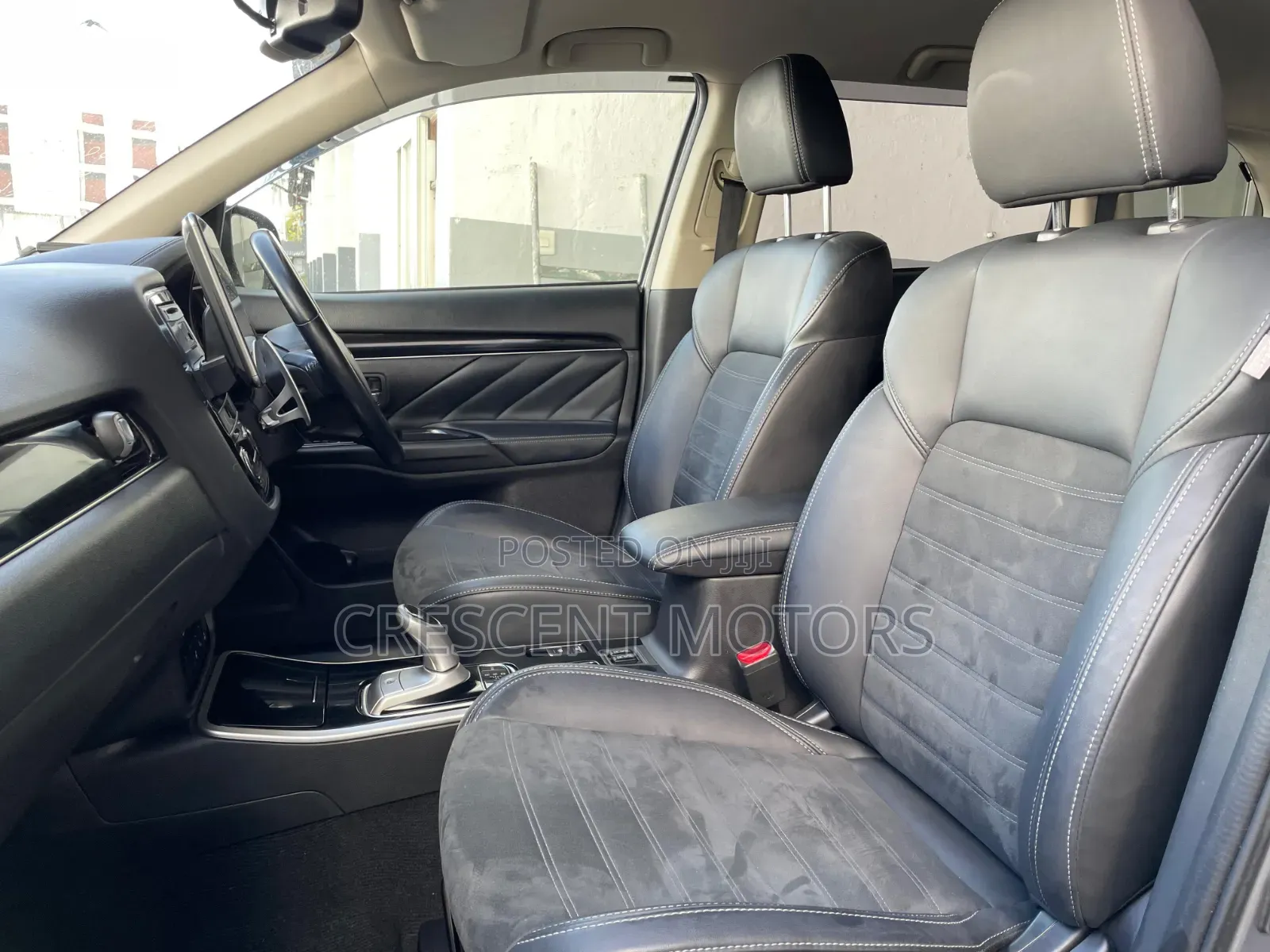 Mitsubishi Outlander 2019 Gray