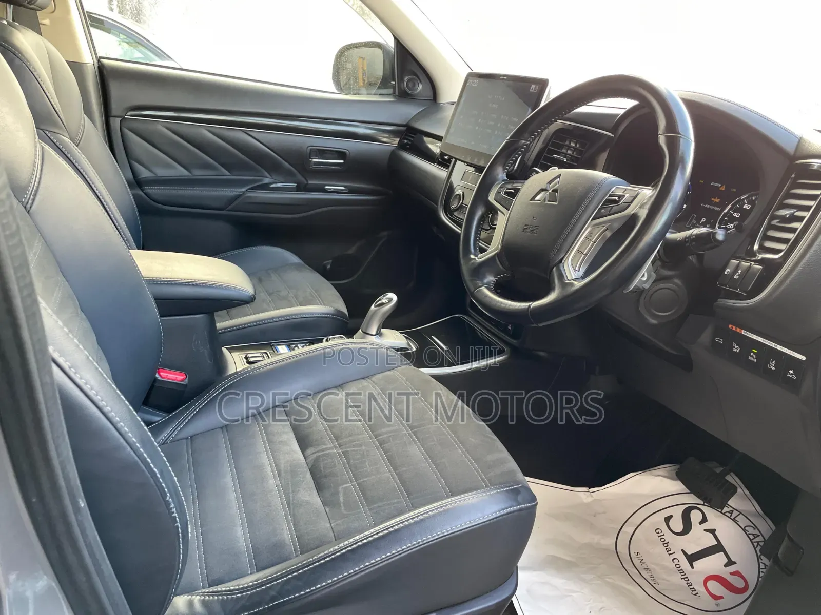 Mitsubishi Outlander 2019 Gray